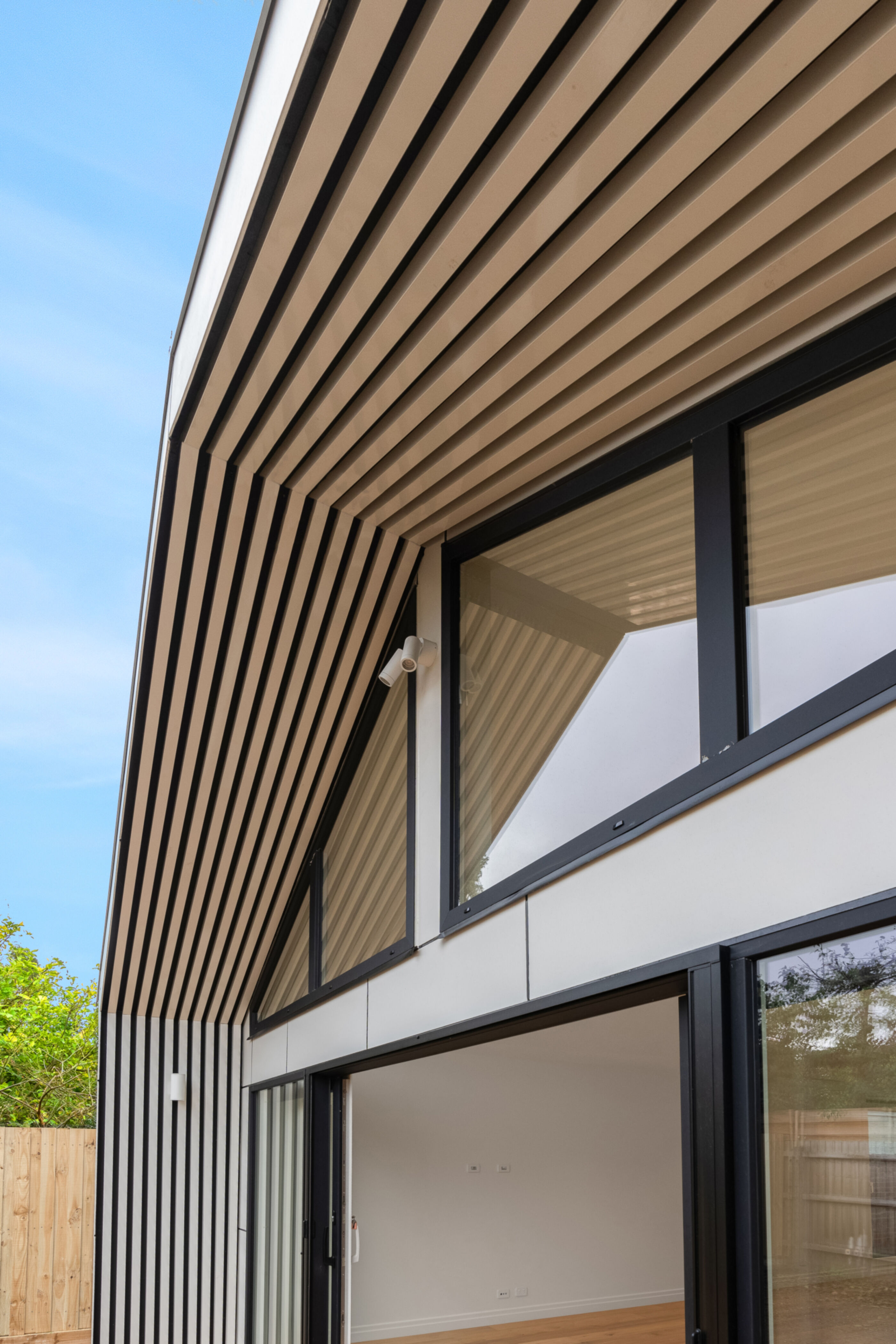 Modern aluminum battens